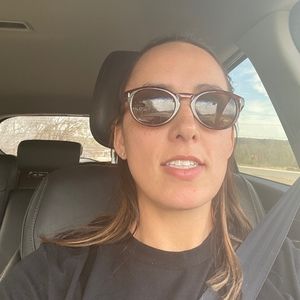 Meet your Posher, Nicole